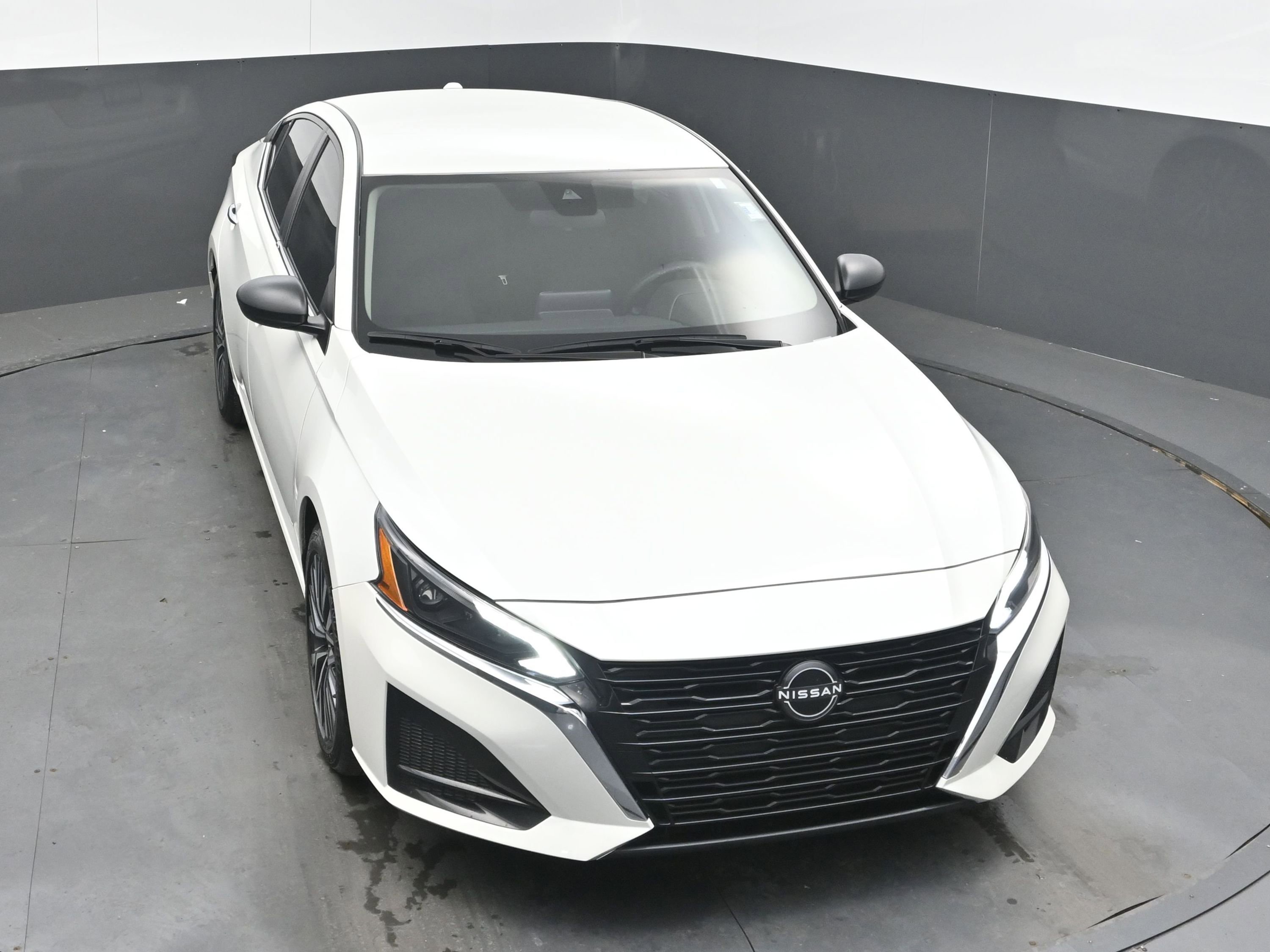 Used 2024 Nissan Altima 2.5 SV image 30