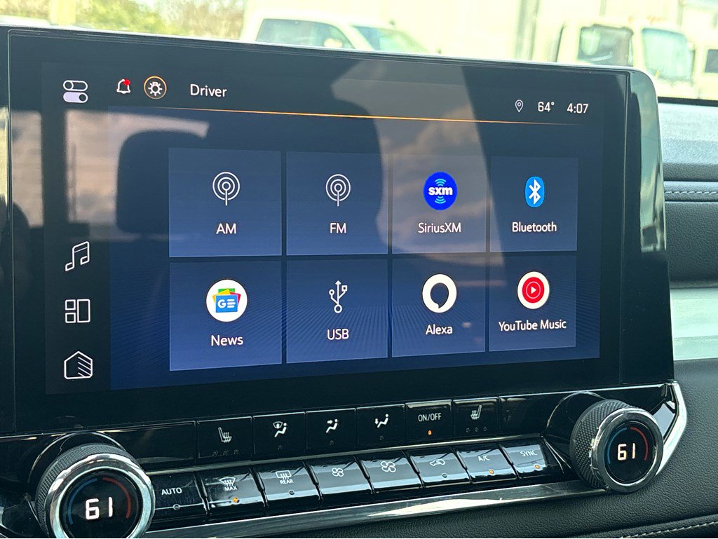 Used 2023 Chevrolet Colorado LT w/ LT Convenience Package II image 10