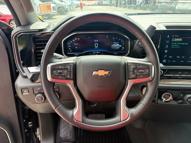 Used 2024 Chevrolet Silverado 1500 LT AWD/4WD image 15