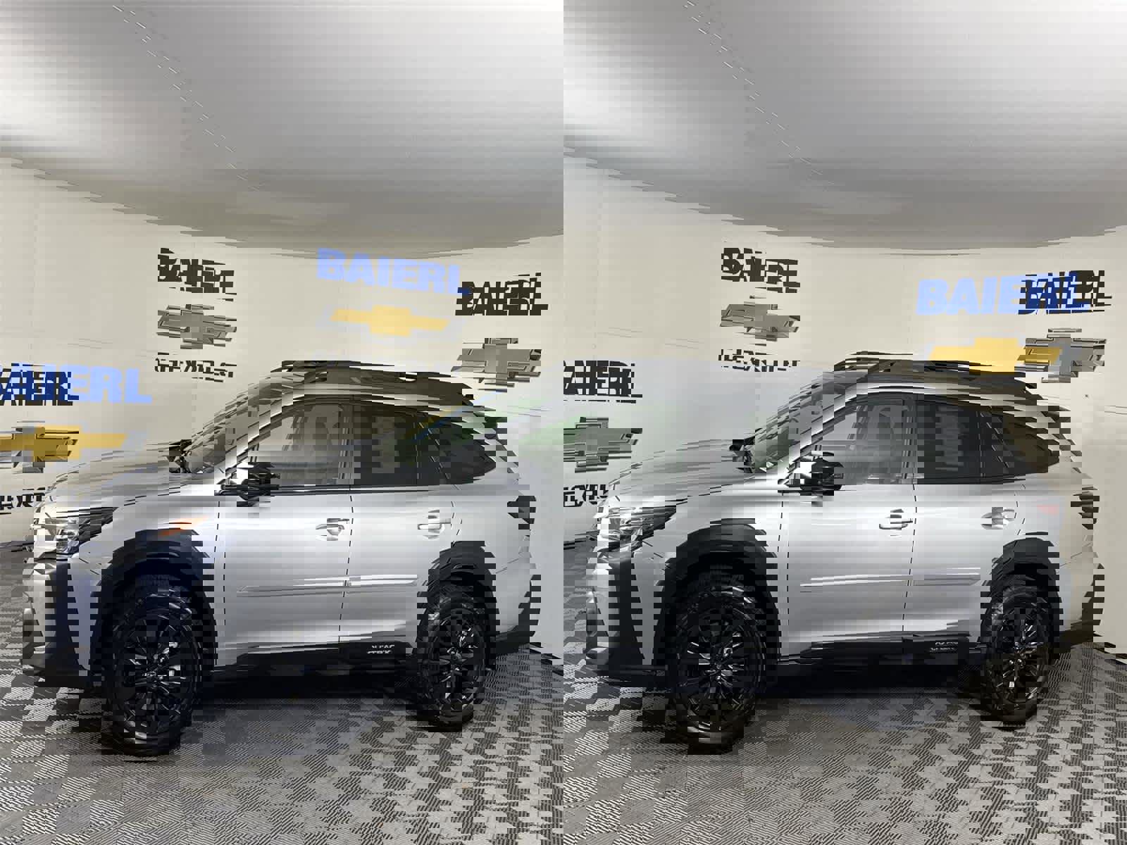 Used 2025 Subaru Outback Onyx Edition image 2