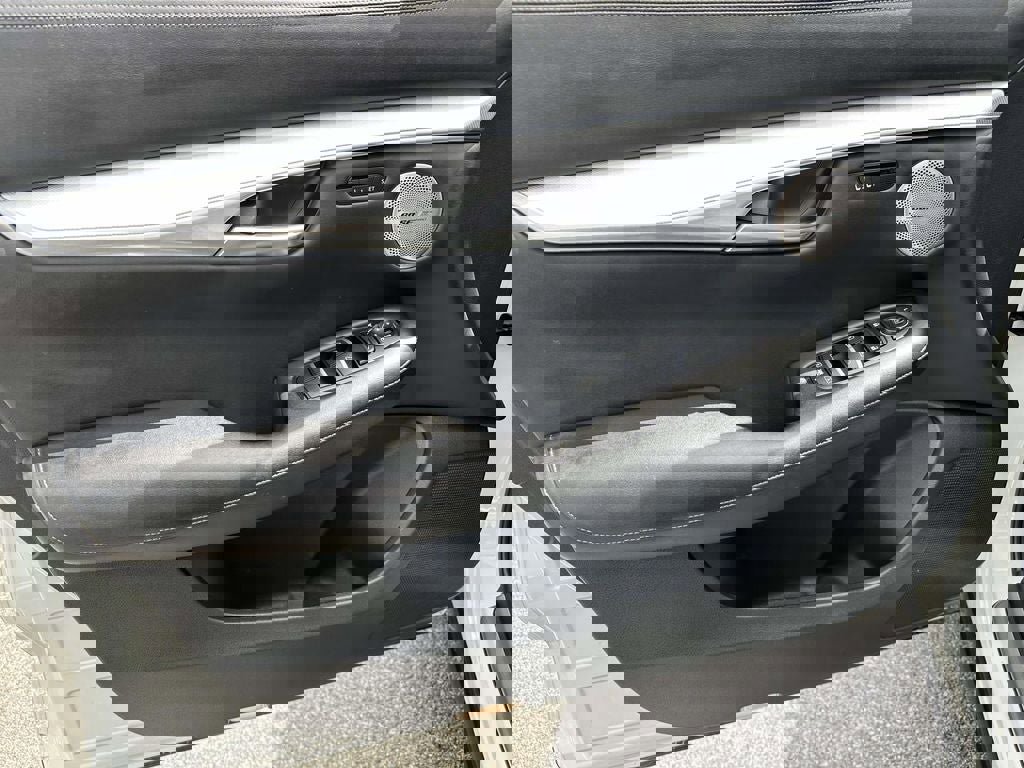 Used 2022 INFINITI QX50 Essential image 19