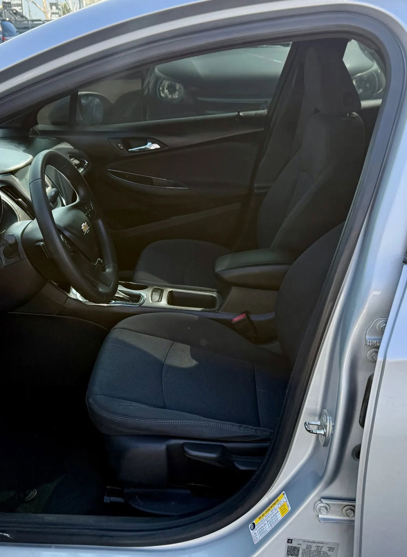 Used 2018 Chevrolet Cruze LT w/ RS Package image 11