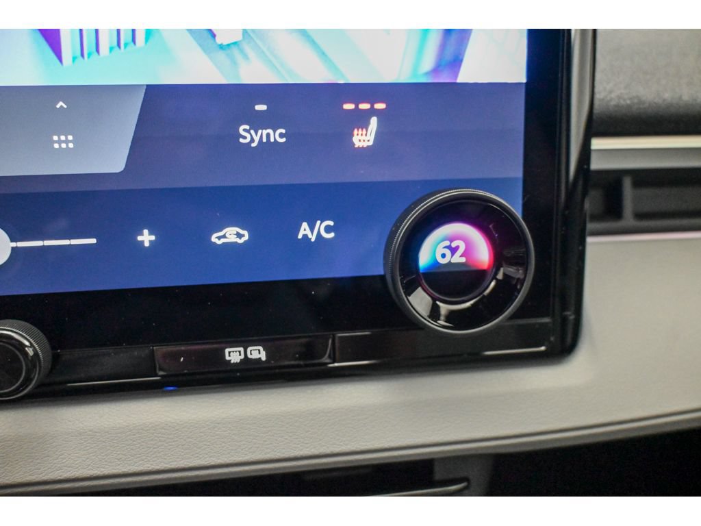 New 2026 Subaru Solterra AWD/4WD image 28