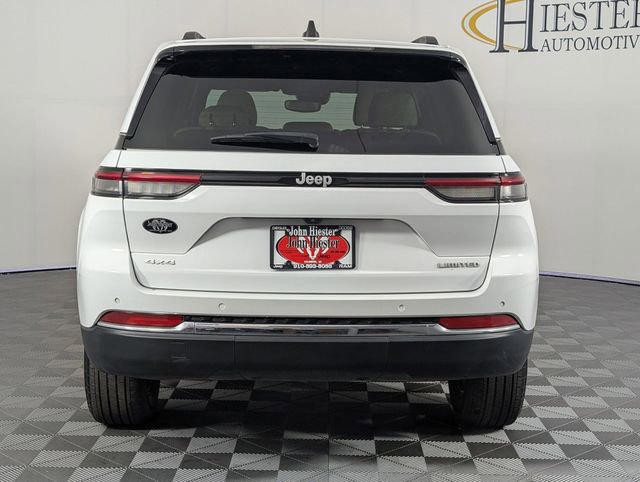 Used 2024 Jeep Grand Cherokee Limited image 6