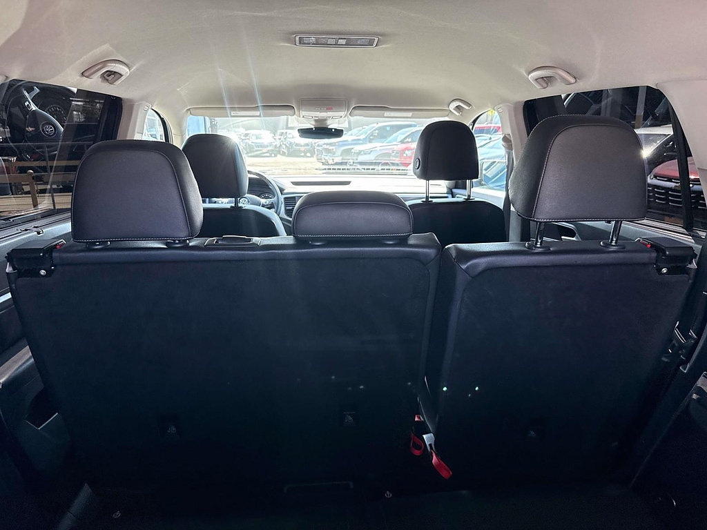 Used 2019 Volkswagen Atlas SE w/ Towing Package FWD image 10