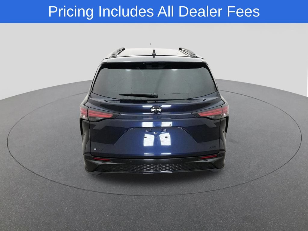 New 2026 Toyota Sienna XSE FWD image 7