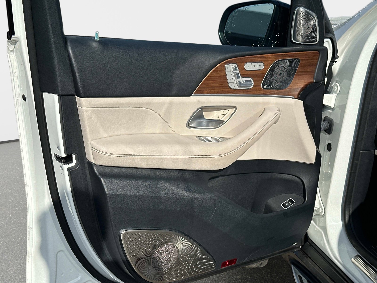 Certified 2023 Mercedes-Benz GLS 580 4MATIC image 16