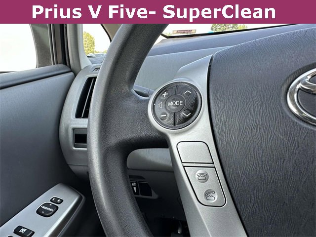 Used 2012 Toyota Prius V Five image 19
