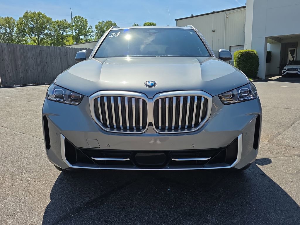 Used 2024 BMW X5 sDrive40i w/ Premium Package image 8