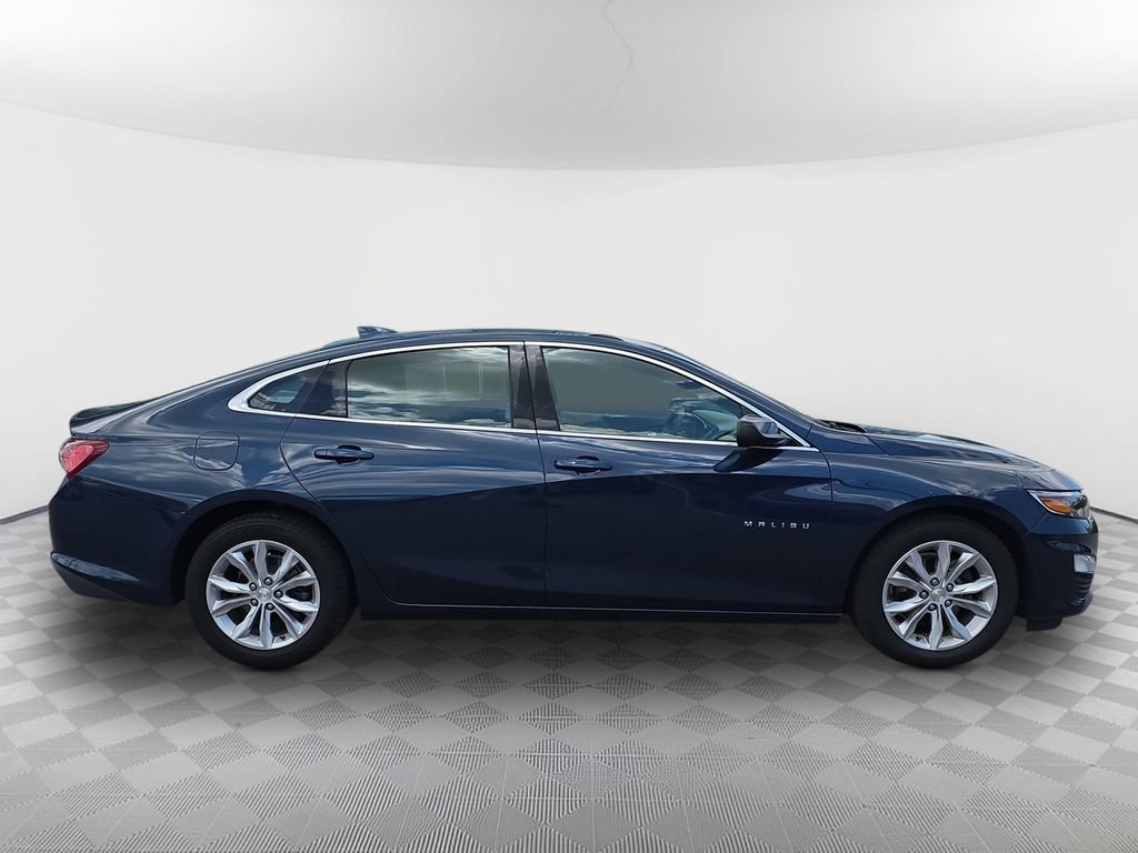 Used 2021 Chevrolet Malibu LT FWD image 9