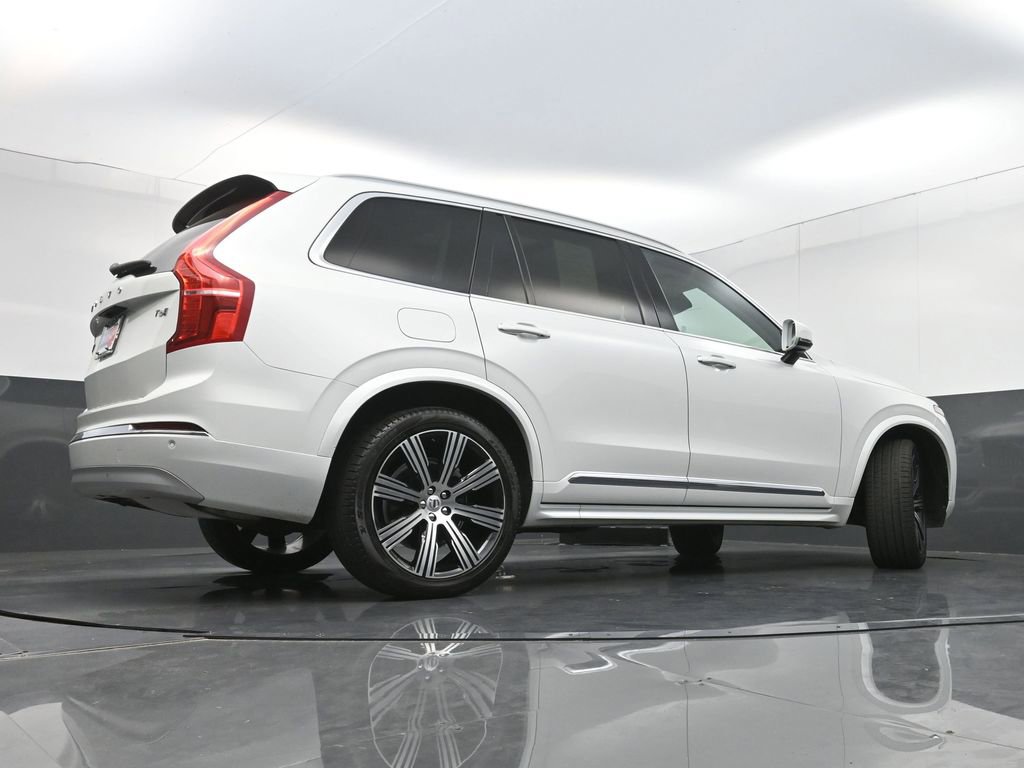 Used 2022 Volvo XC90 T6 Inscription w/ Climate Package image 33