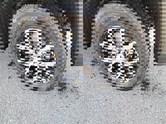 New 2025 Jeep Grand Cherokee Limited w/ Trailer Tow Package image 16