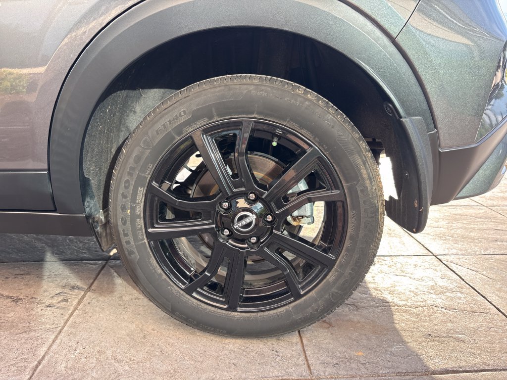 Used 2024 Nissan Kicks SV w/ Exterior Package FWD image 13