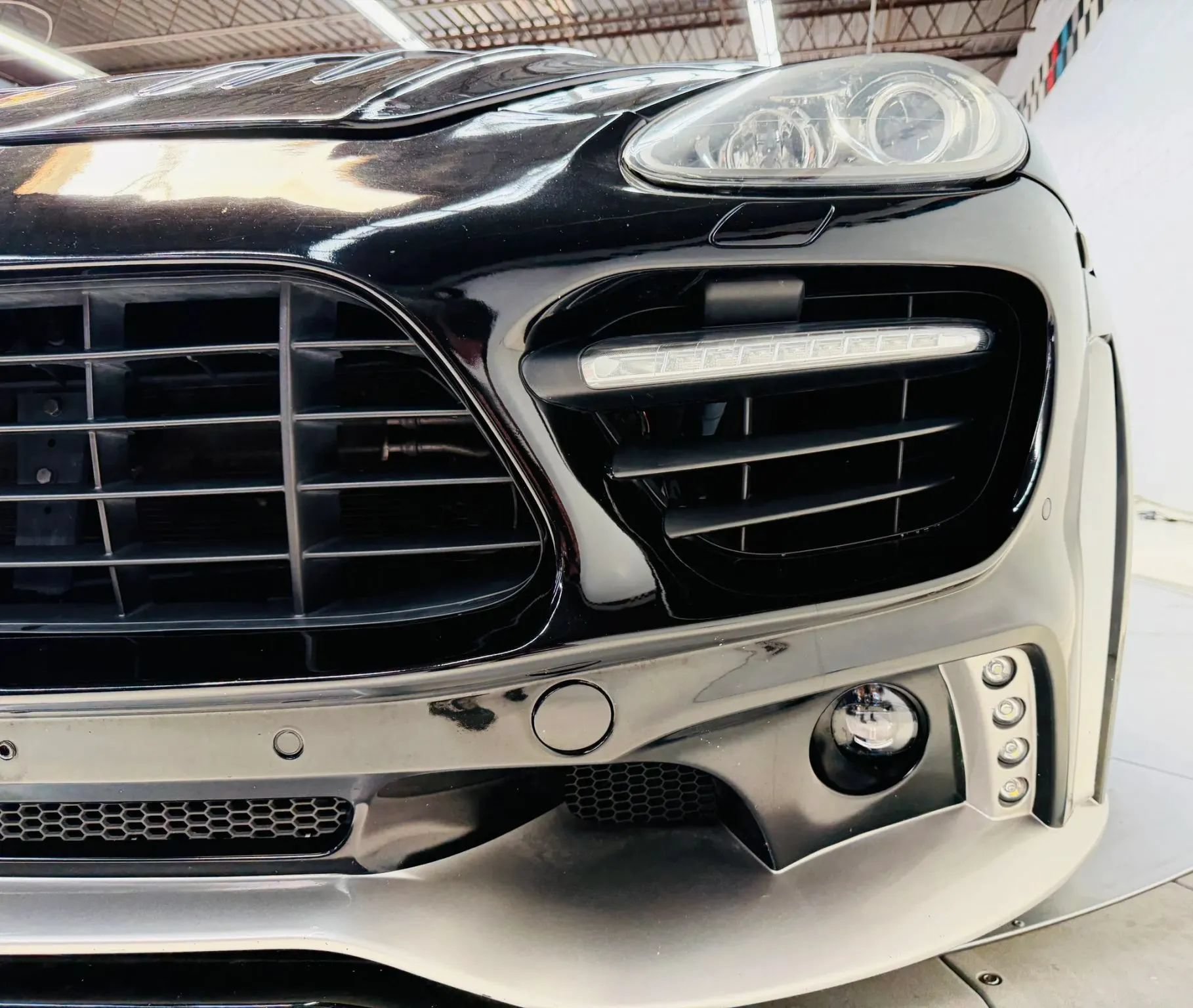 Used 2013 Porsche Cayenne S AWD/4WD image 23