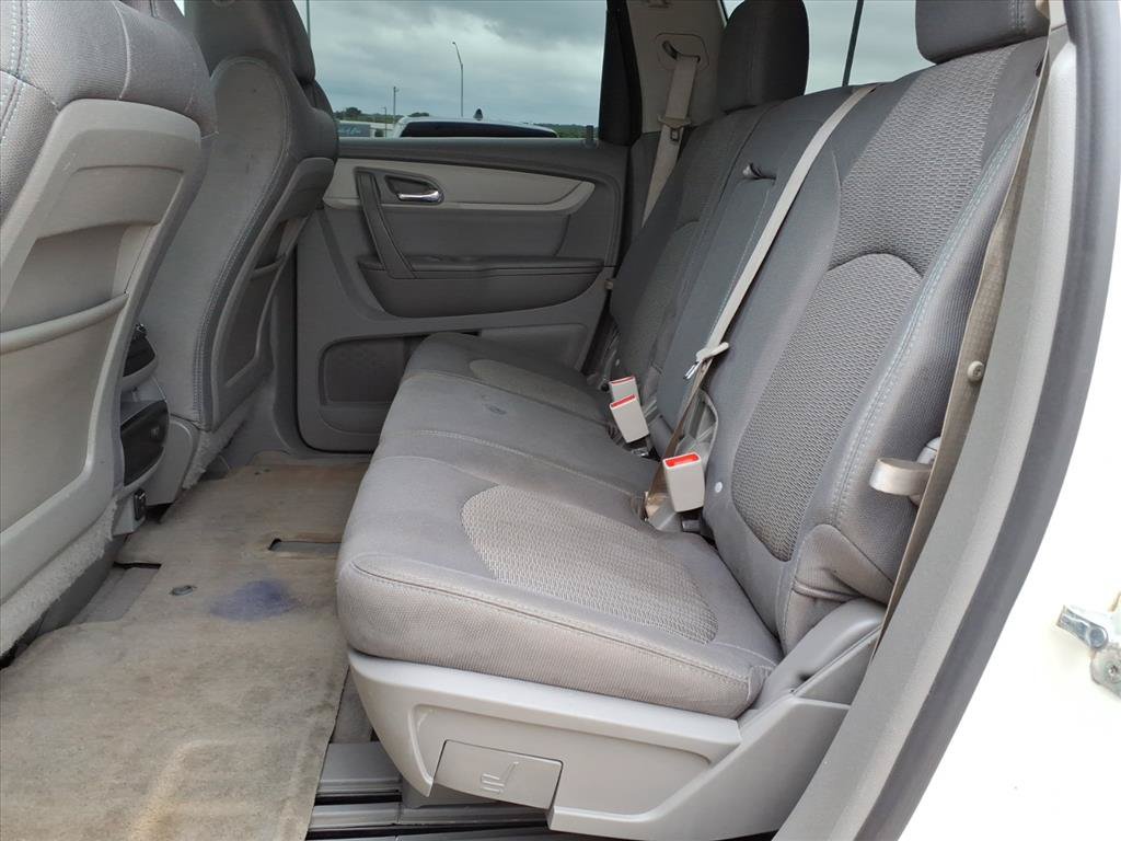 Used 2015 Chevrolet Traverse LT w/ Style and Technology Package FWD image 19