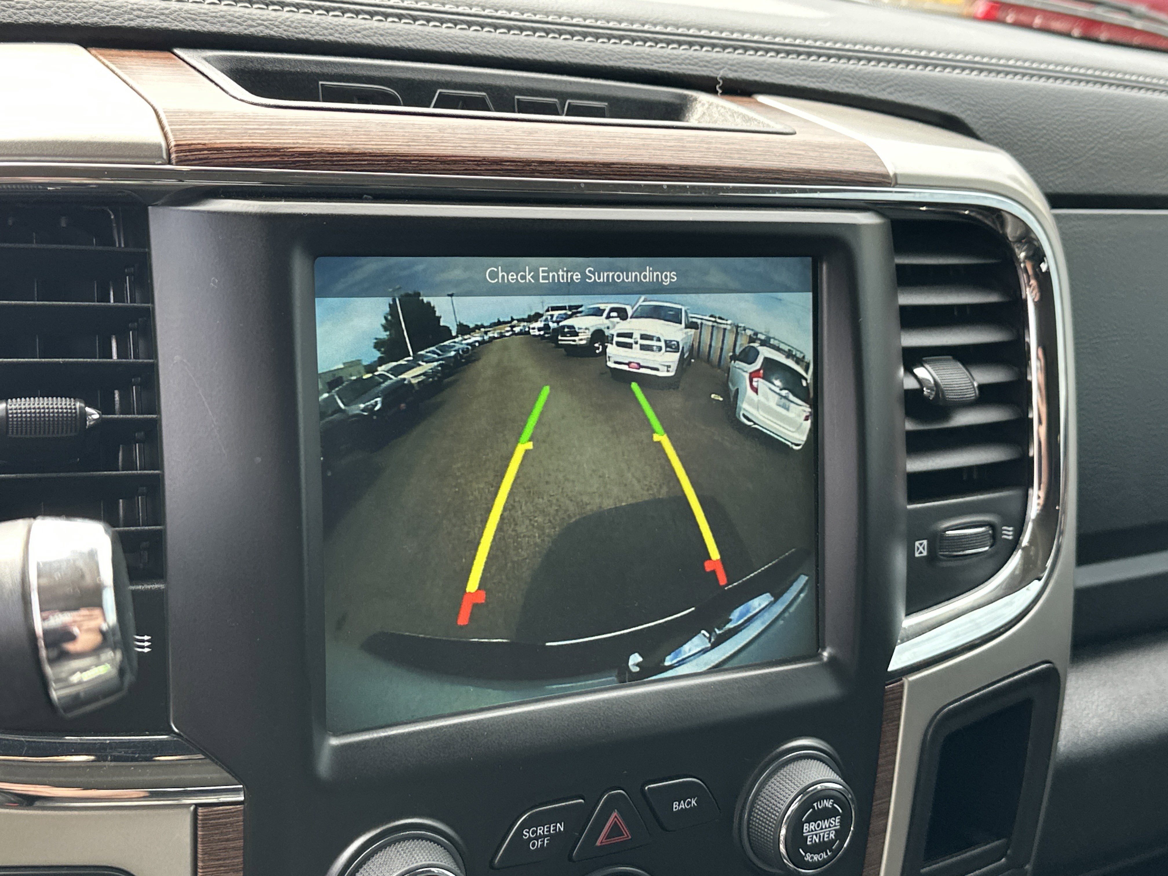 Used 2018 RAM 2500 Laramie w/ Convenience Group image 22