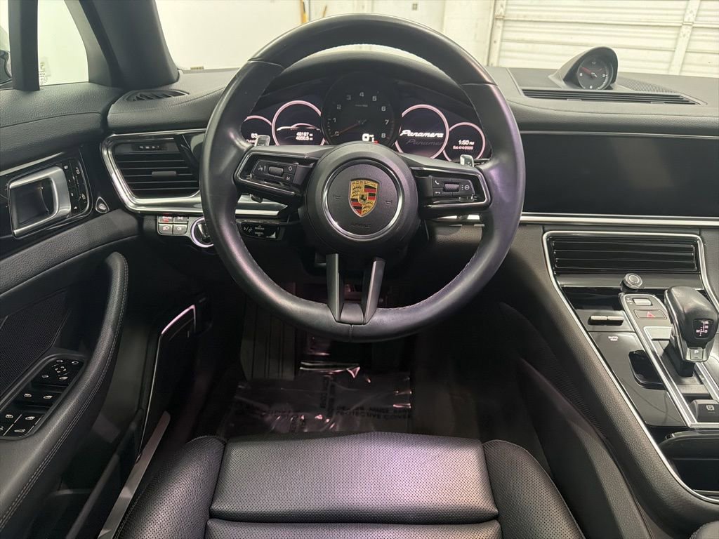 Used 2021 Porsche Panamera image 22