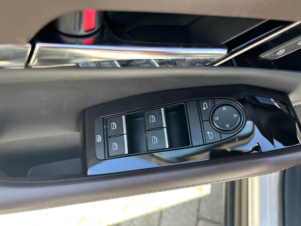 New 2025 MAZDA CX-30 2.5 Turbo w/ Premium Plus Pkg image 10