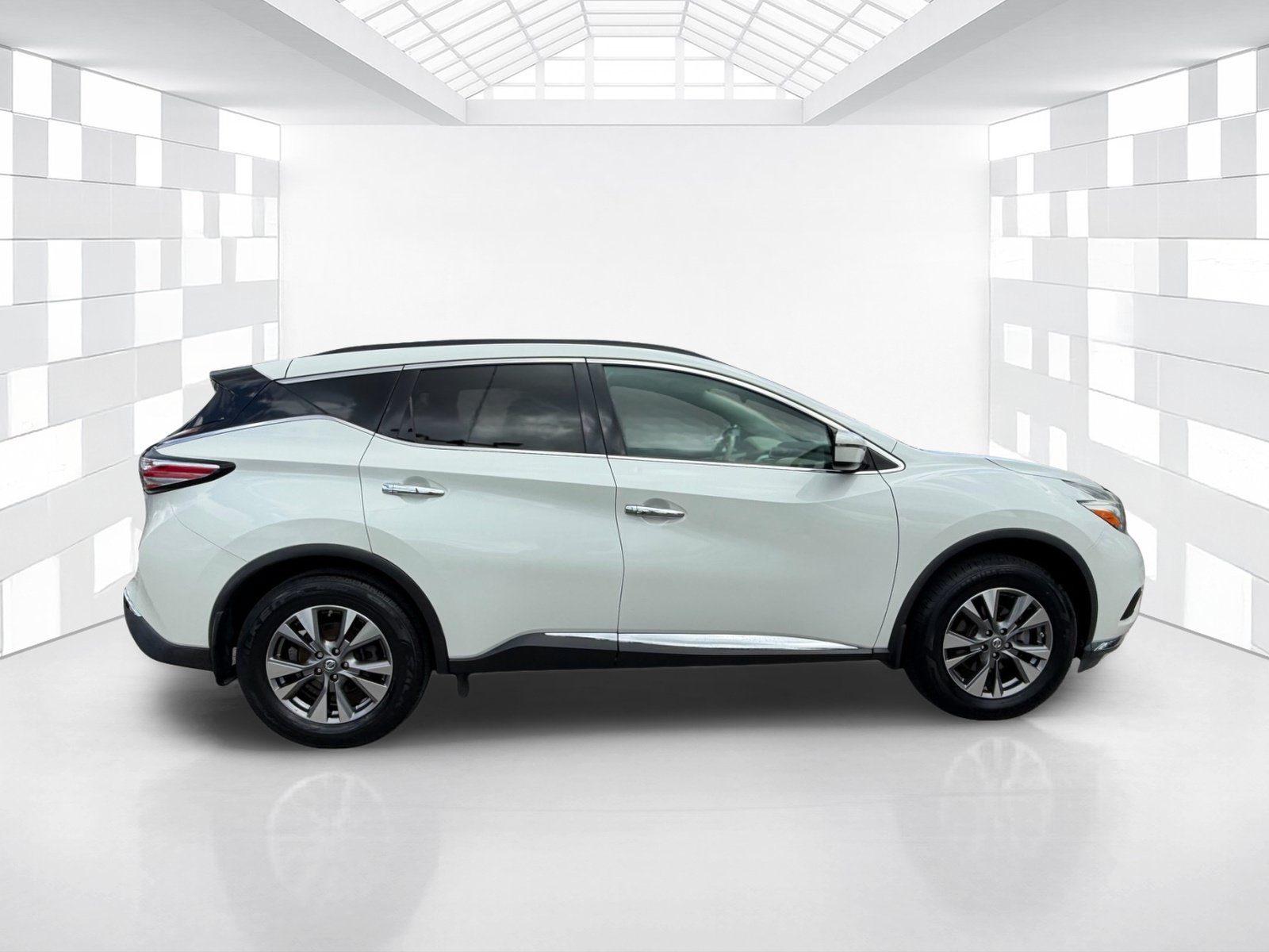 Used 2016 Nissan Murano SV FWD image 8
