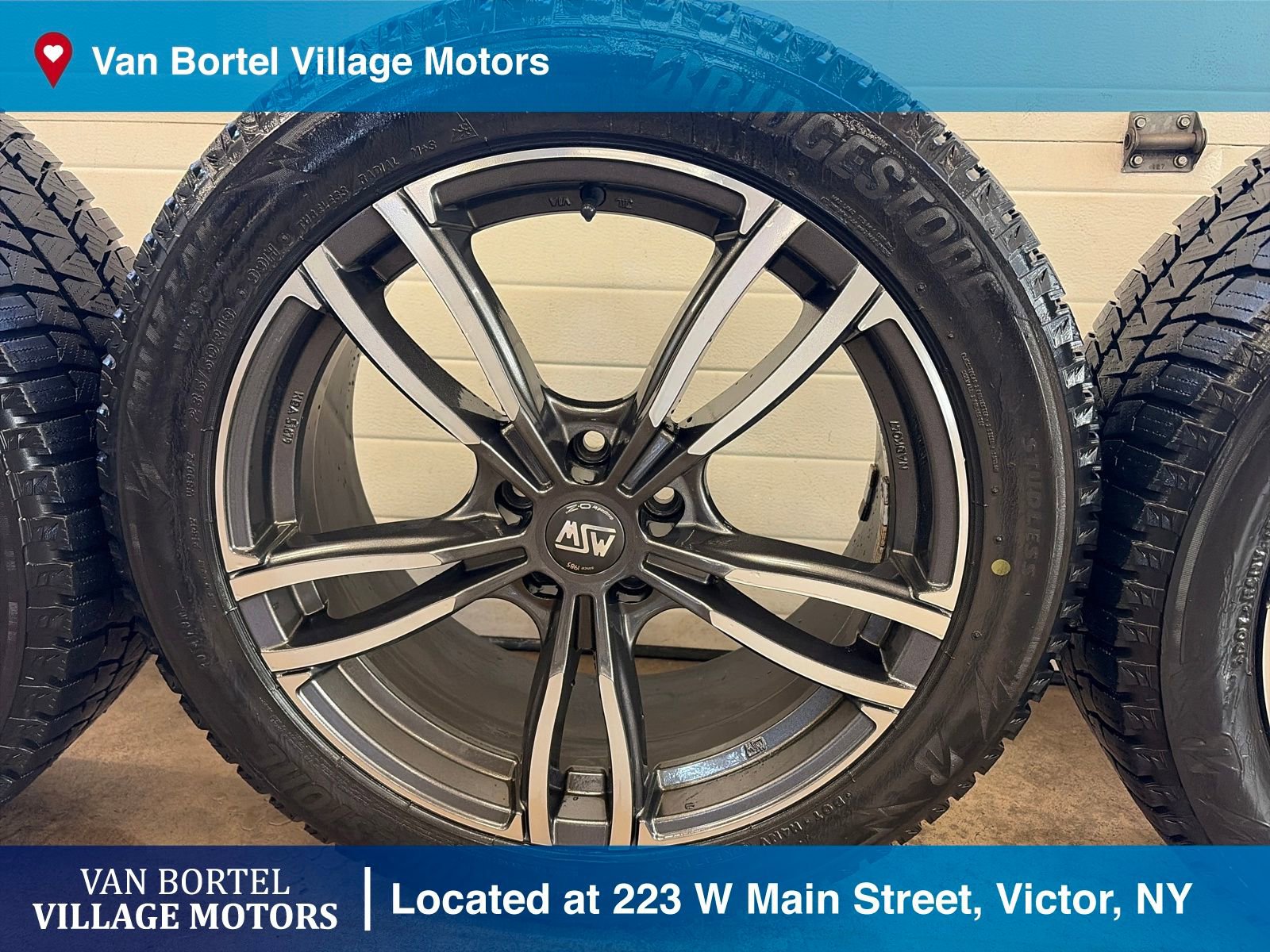 Used 2020 Audi Q3 2.0T Premium w/ Convenience Package image 32