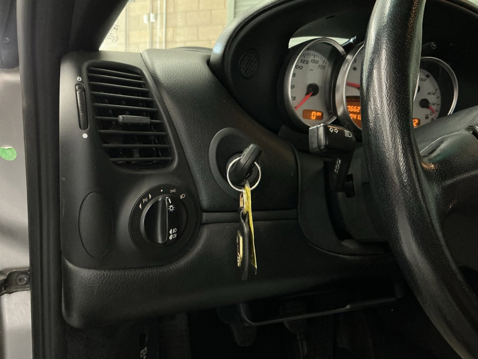 Used 2002 Porsche Boxster S image 34