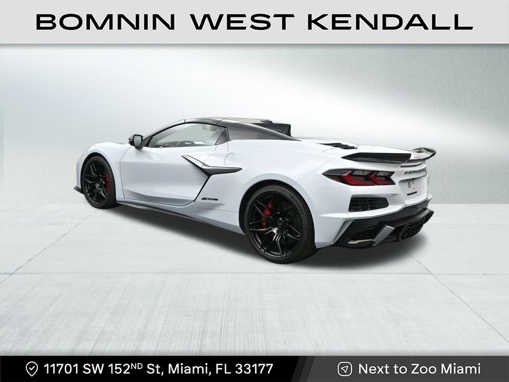 Used 2023 Chevrolet Corvette Z06 w/ Stealth Interior Trim Package image 3