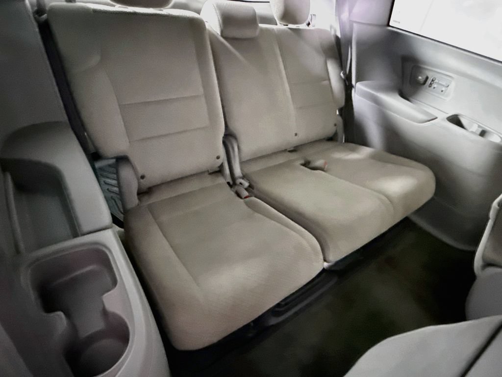 Used 2017 Honda Odyssey SE image 29