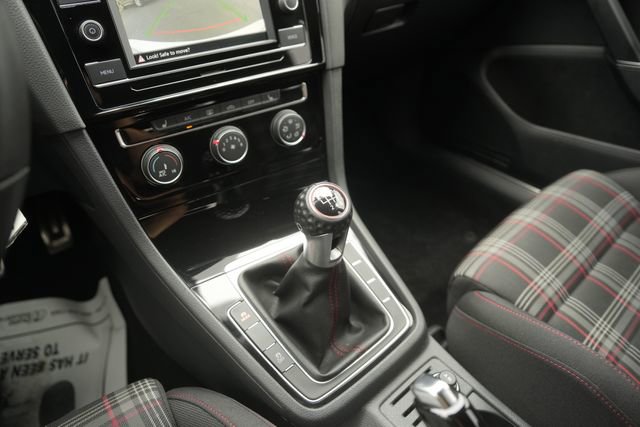 Used 2021 Volkswagen GTI S image 28