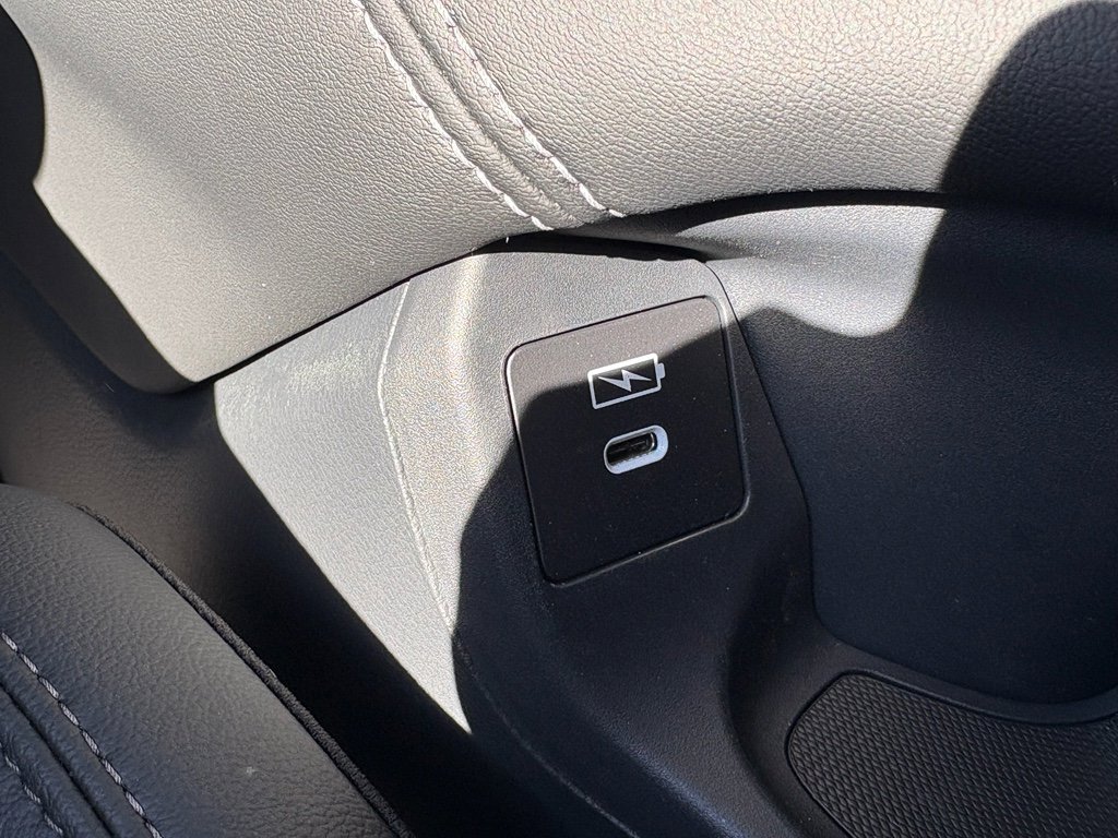 Certified 2026 Honda HR-V EX-L image 23