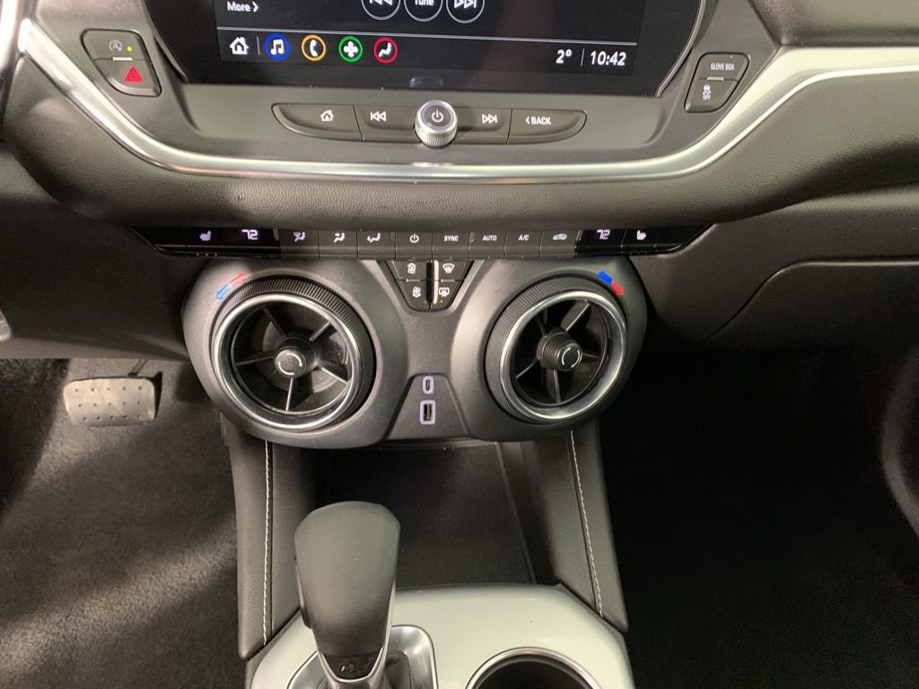 Used 2025 Chevrolet Blazer LT image 24