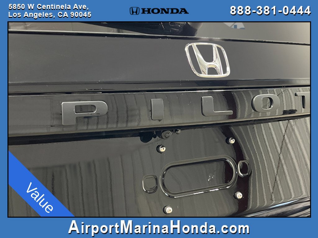 Used 2026 Honda Pilot Black Edition image 7
