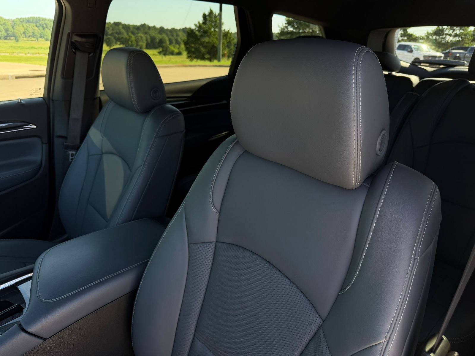 Used 2023 Buick Enclave Essence w/ Trailering Package, 5000 lbs. FWD image 12
