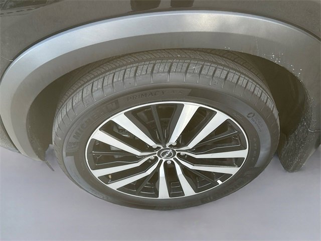 Used 2024 Nissan Pathfinder Platinum w/ Cargo Package image 36