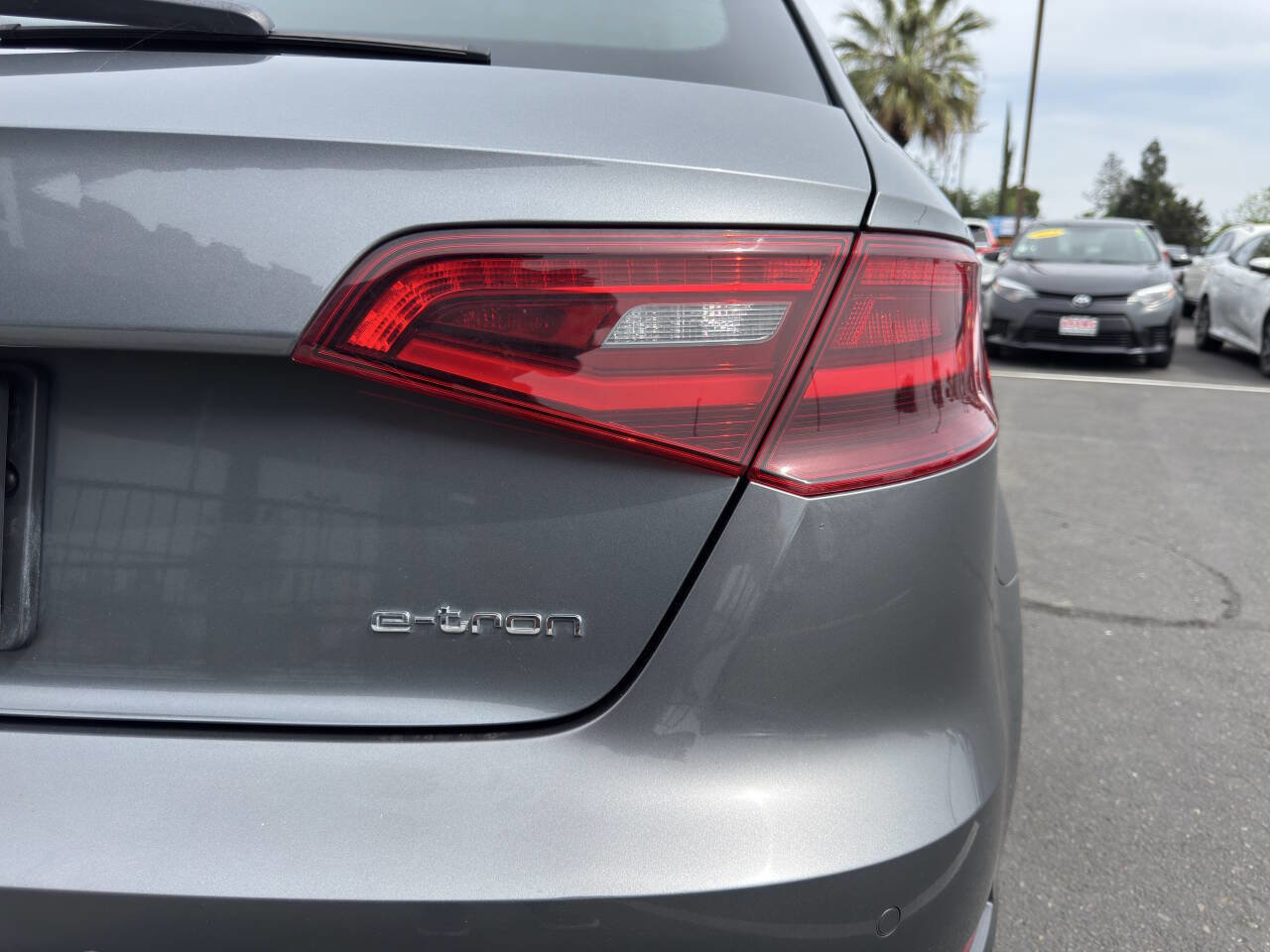 Used 2016 Audi A3 e-tron Premium w/ Audi MMI Navigation Plus image 25