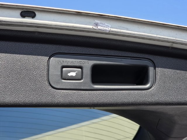 Used 2020 Honda Odyssey Elite image 37