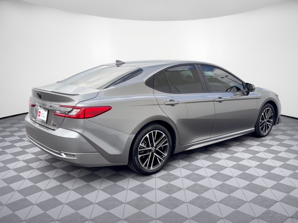 Certified 2025 Toyota Camry SE FWD image 9