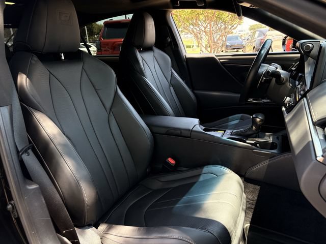 Used 2024 Lexus ES 300h F Sport w/ Accessory Package (Z1) FWD image 32