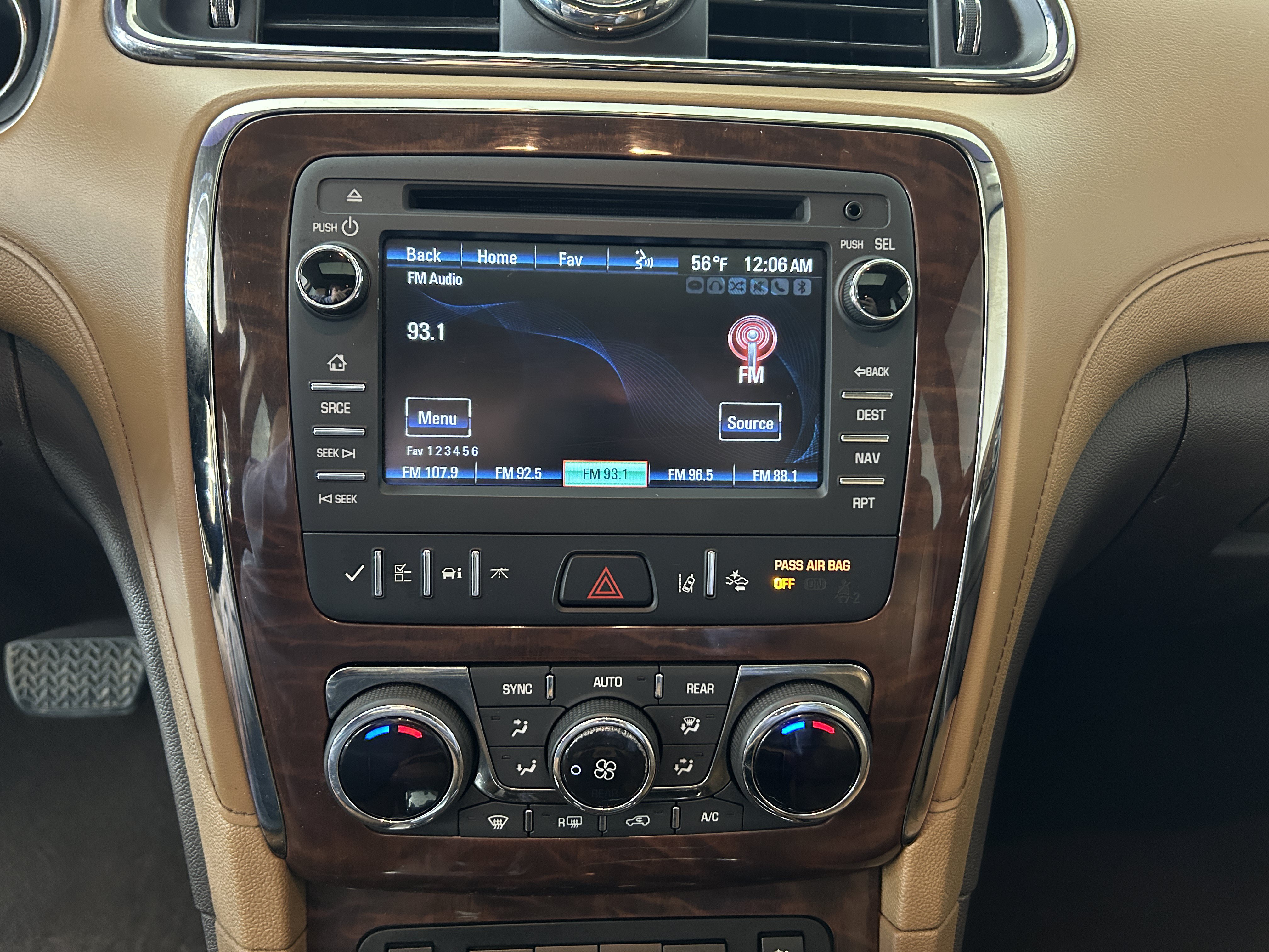Used 2017 Buick Enclave Premium w/ Experience Buick Package AWD/4WD image 17