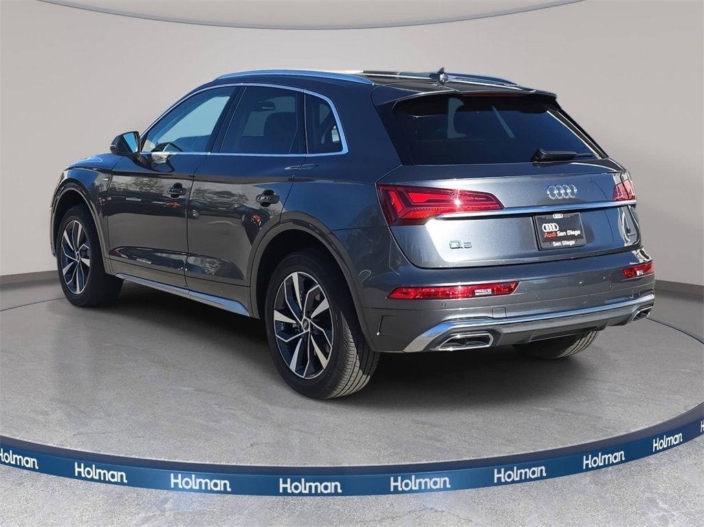 Certified 2023 Audi Q5 2.0T Premium w/ Convenience Package image 5