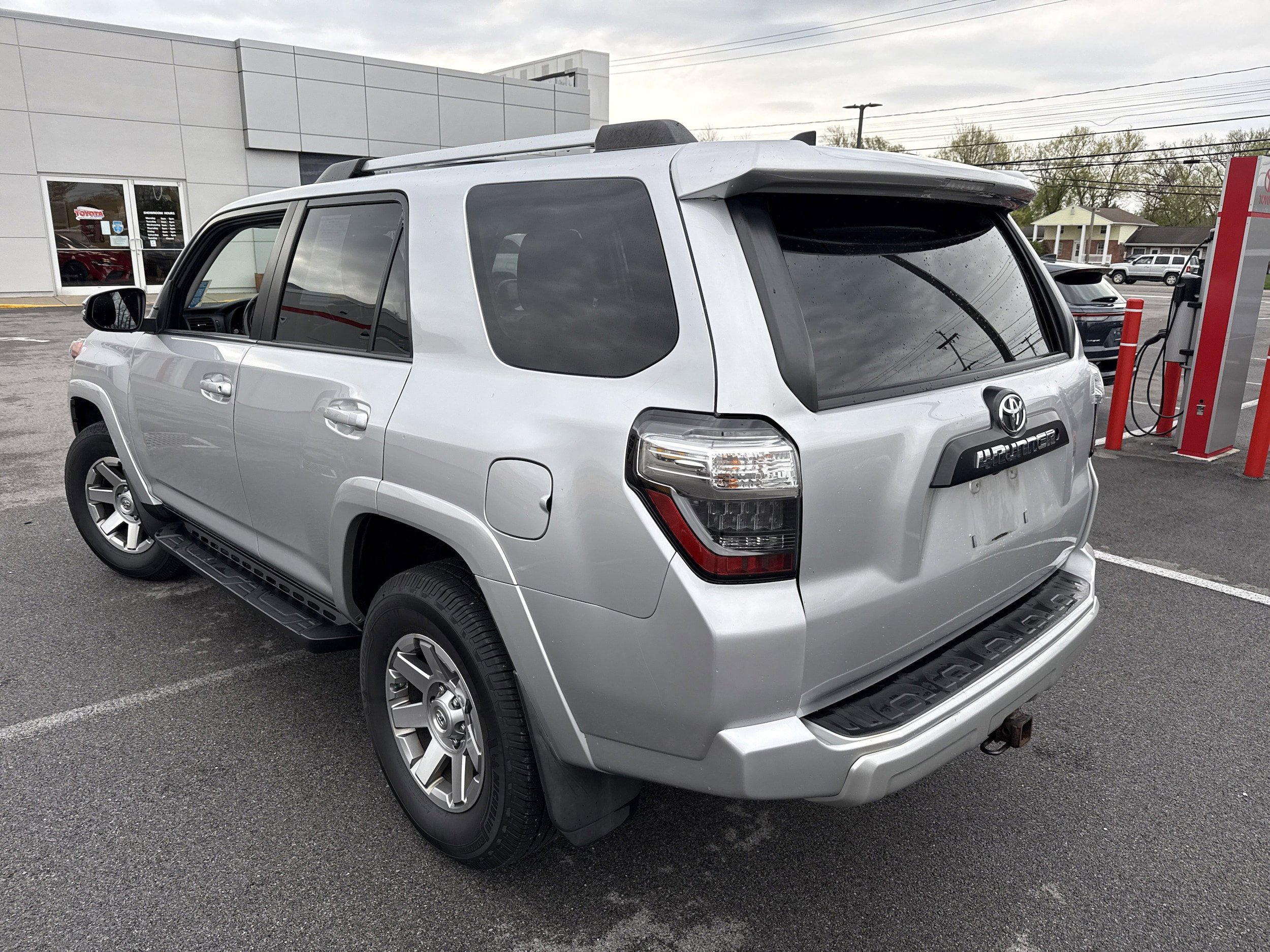 Used 2016 Toyota 4Runner Trail Premium AWD/4WD image 11