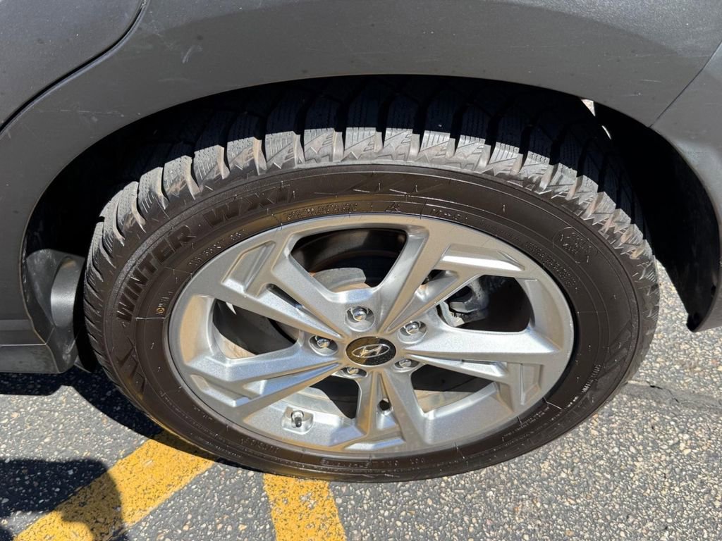 Used 2022 Hyundai Kona SEL FWD image 7
