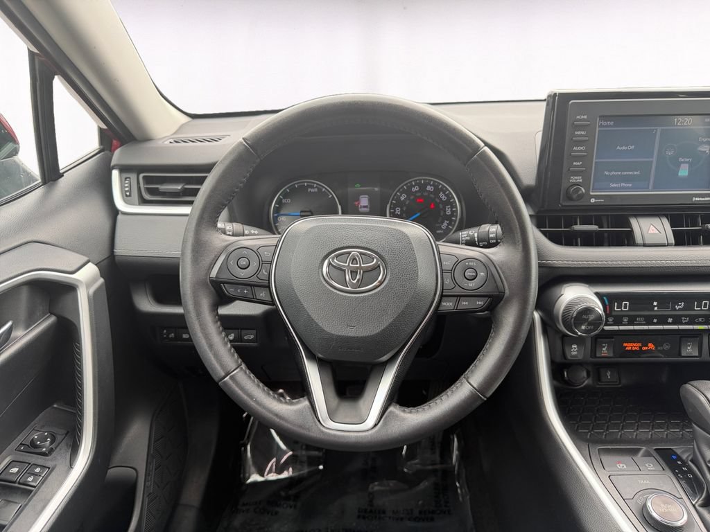 Used 2021 Toyota RAV4 XLE w/ Convenience Package AWD/4WD image 12