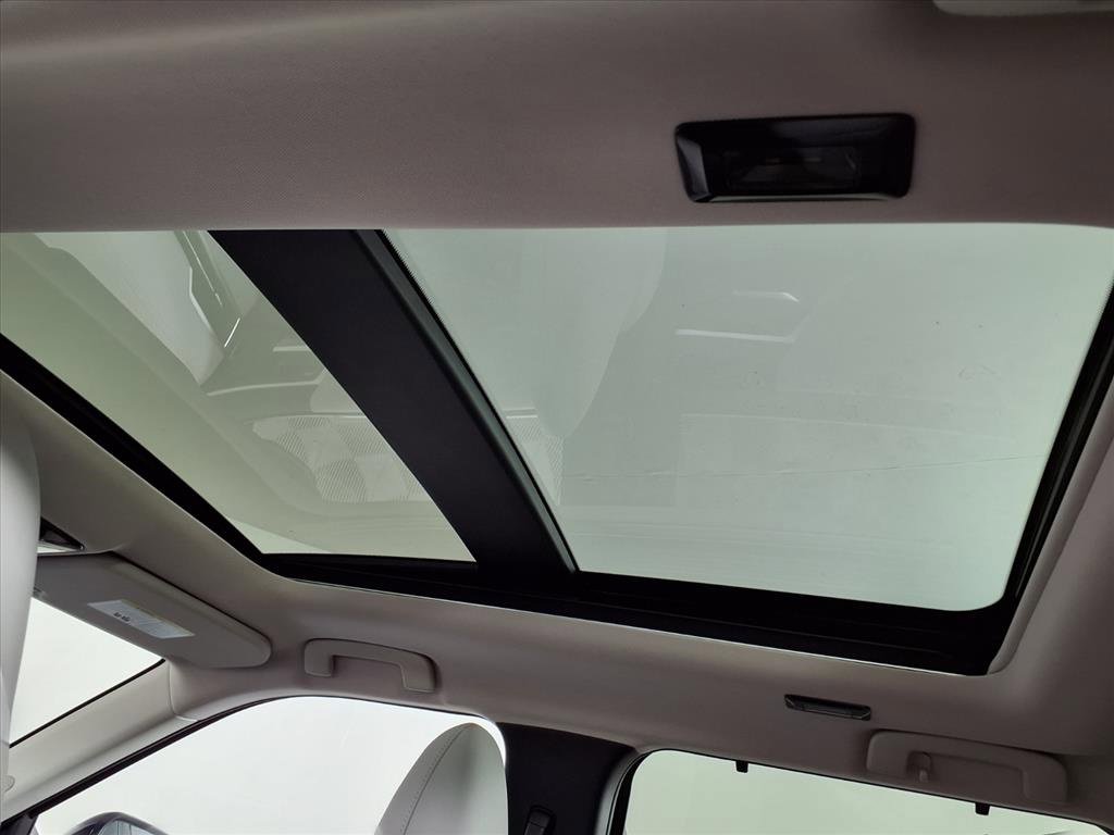 New 2025 Mitsubishi Outlander SEL image 14