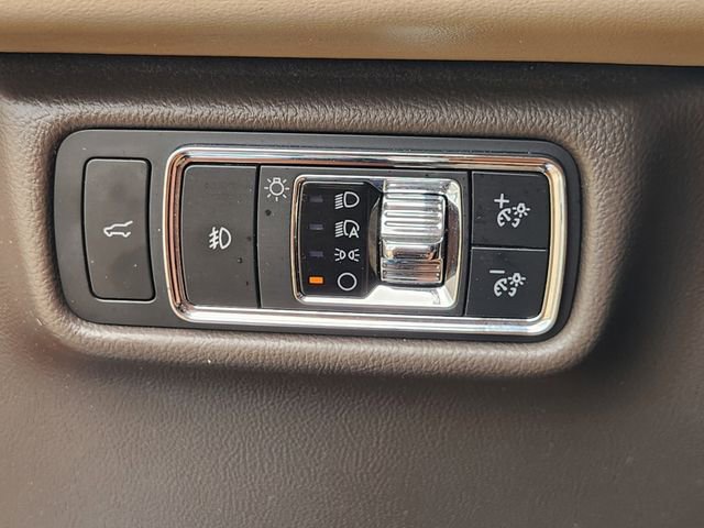 Used 2020 Lincoln Aviator Reserve w/ Equipment Group 201A image 21