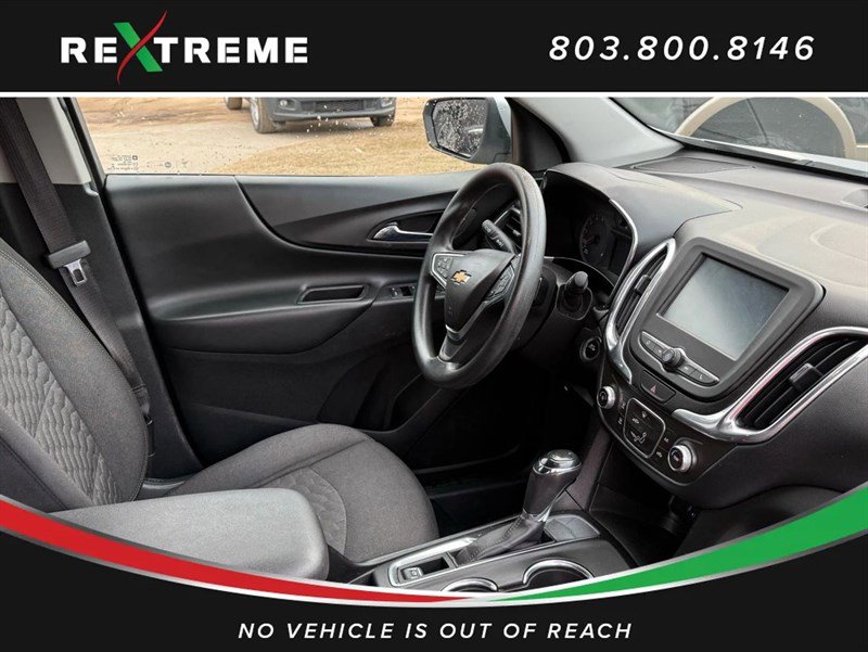 Used 2018 Chevrolet Equinox LT image 25