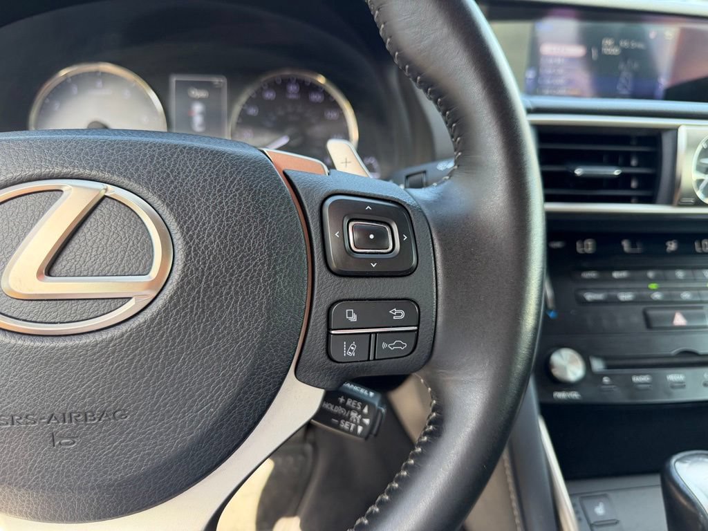 Used 2018 Lexus IS 300 AWD w/ Comfort Package image 19