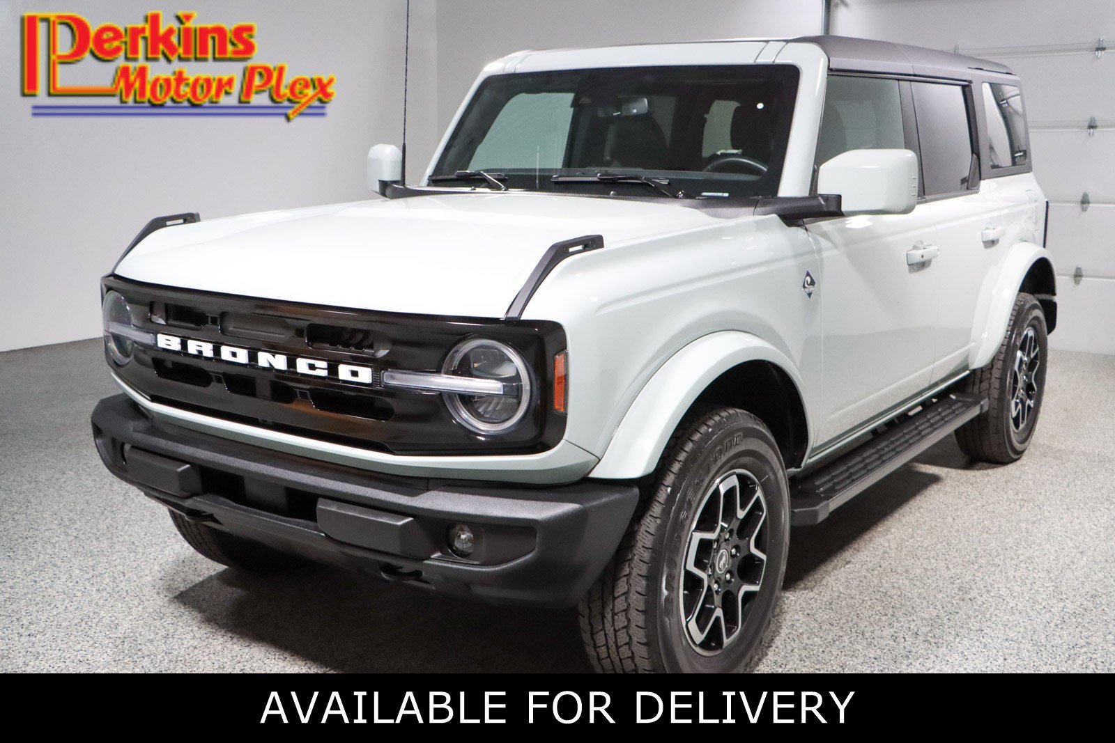 Used 2023 Ford Bronco Outer Banks video 1