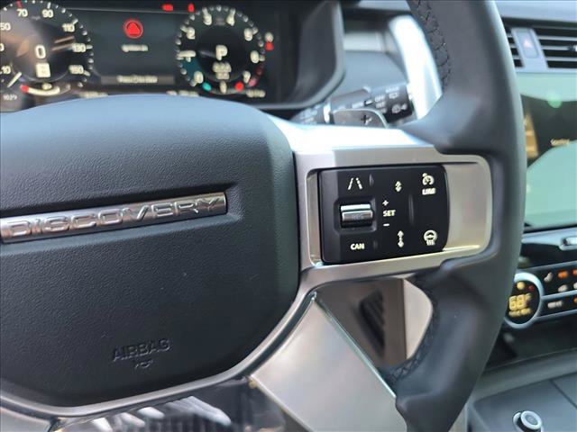 Used 2025 Land Rover Discovery Dynamic SE AWD/4WD image 19