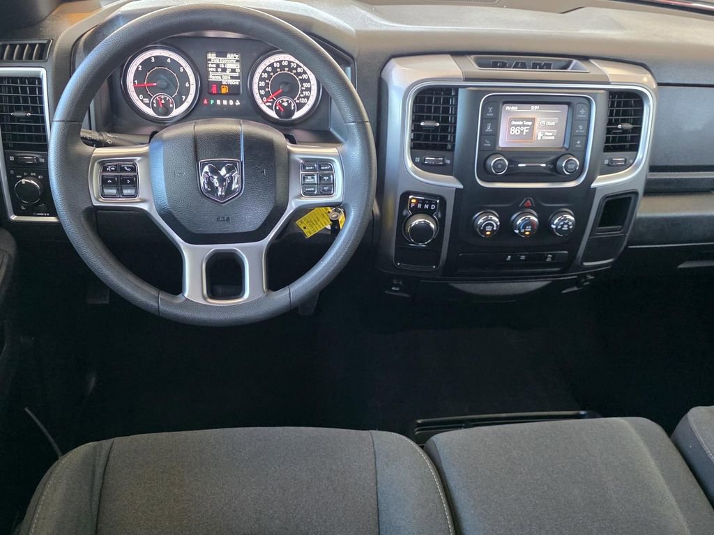 Used 2024 RAM 1500 Classic Warlock RWD image 10