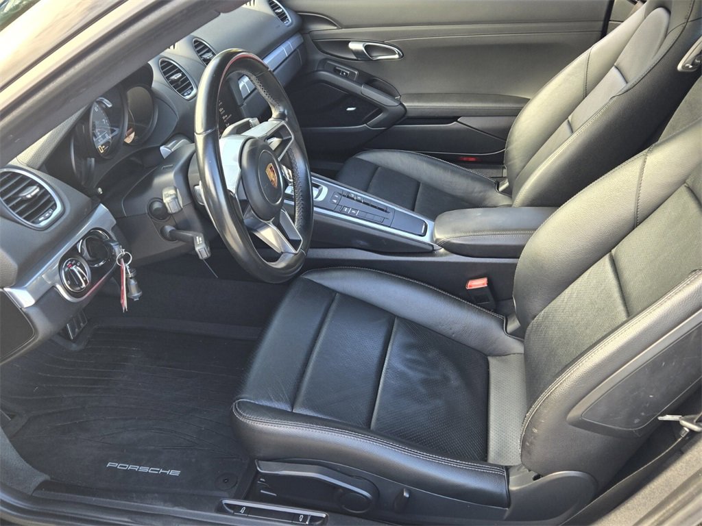 Used 2018 Porsche 718 Cayman S image 10